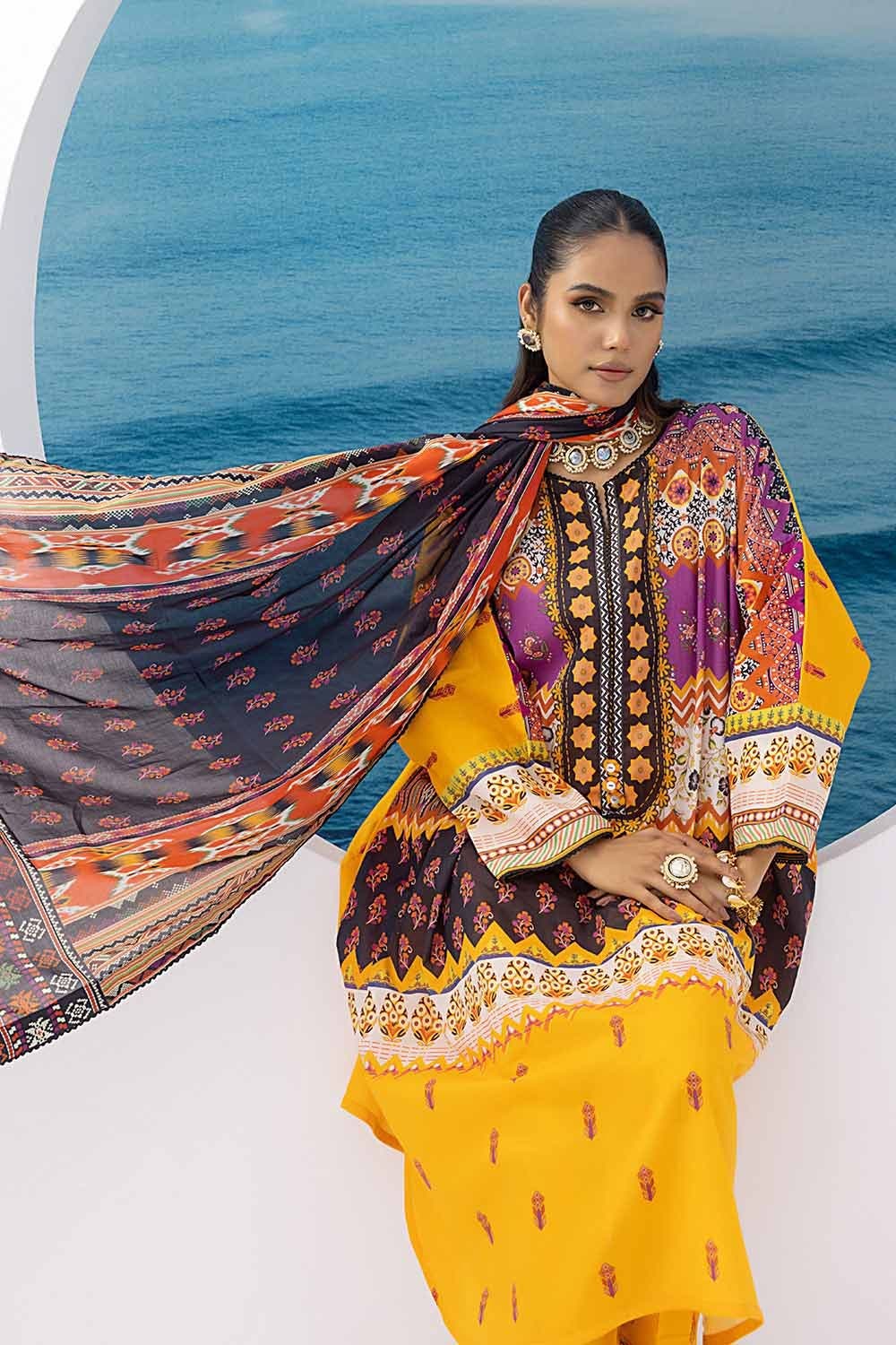 3 Piece Printed Lawn Unstitched Suit CL-32479