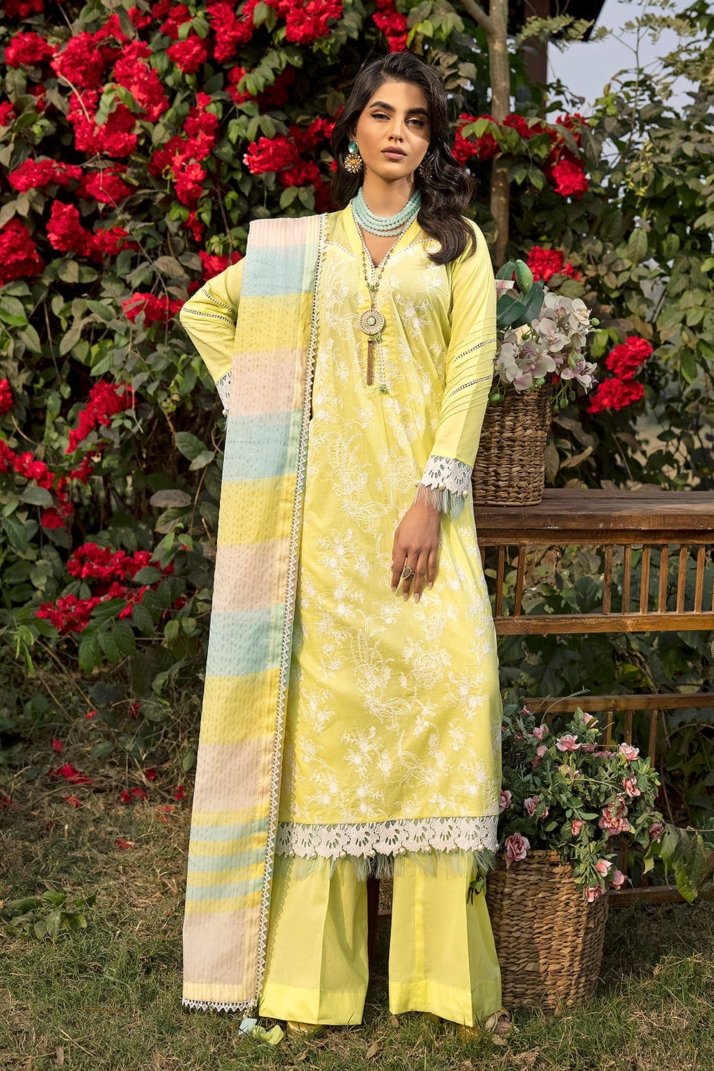 3 Piece Embroidered Lawn Unstitched Suit with Jacquard Dupatta SP-42004