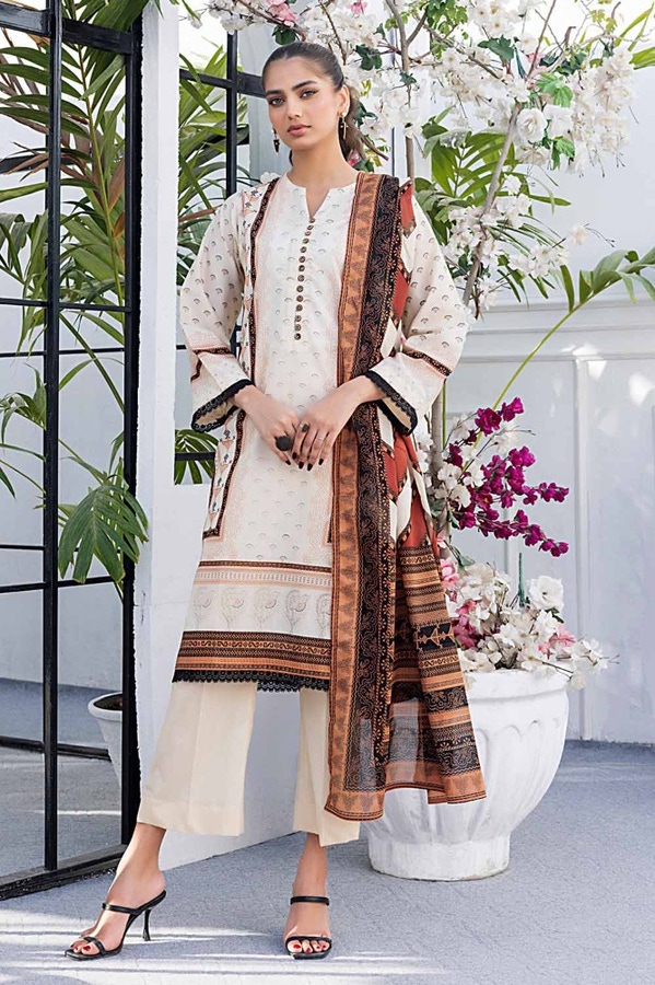 3 Piece Printed Lawn Unstitched Suit CL-42204 B