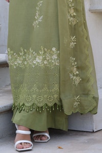 3 Piece Unstitched Embroidered Lawn Suit with Embroidered Chiffon Dupatta PM-52029