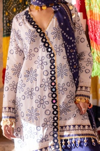 3 Piece Unstitched Gold Lacquer Printed Lawn Suit CL-52411 B
