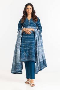3 Piece Khaddar Printed Suit IUSTKSD-318