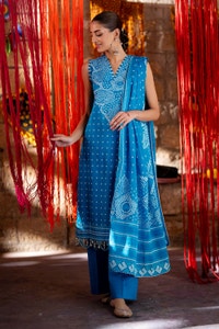 3 Piece Unstitched Lacquer Printed Lawn Suit CL-52176 B