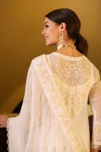 3 Piece Embroidered Chiffon Unstitched Suit with Embroidered Chiffon Dupatta and Inner LE-42017