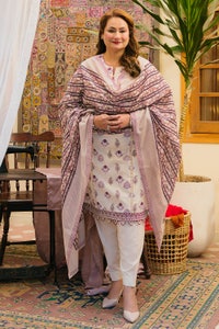 3 Piece Unstitched Printed Lawn Suit CL-42300 B