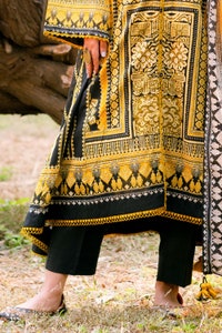 3 Piece Unstitched Printed Lawn Suit CL-52079 B