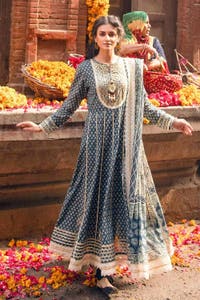 3 Piece Lawn Unstitched Foil Printed Suit CL-32447 B