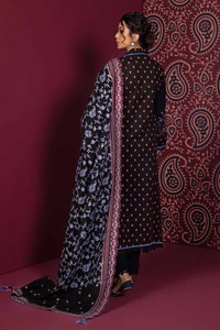 3 Piece Embroidered Khaddar Unstitched Suit with Embroidered Khaddar Dupatta K-32030