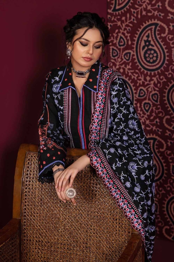 3 Piece Embroidered Khaddar Unstitched Suit with Embroidered Khaddar Dupatta K-32030