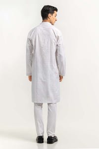 White Basic Kurta KR-PLN22-053