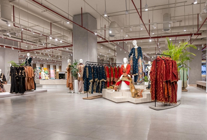 gulahmed-ideas-dolmen-mall-clifton-experience-store-view