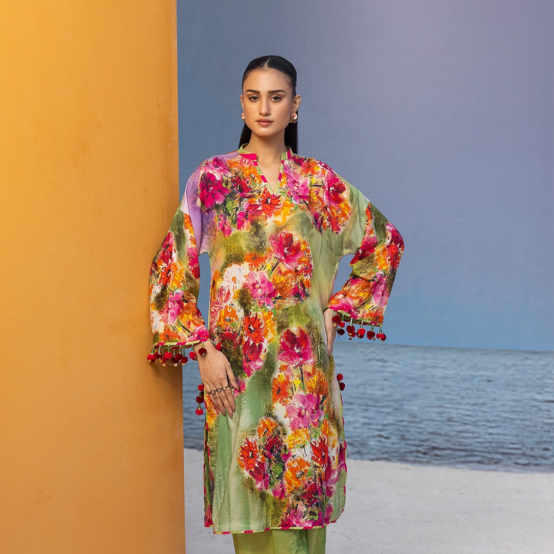gulahmed-ideas-floral-pink-and-green-lawn-co-ord-set-collection-girls