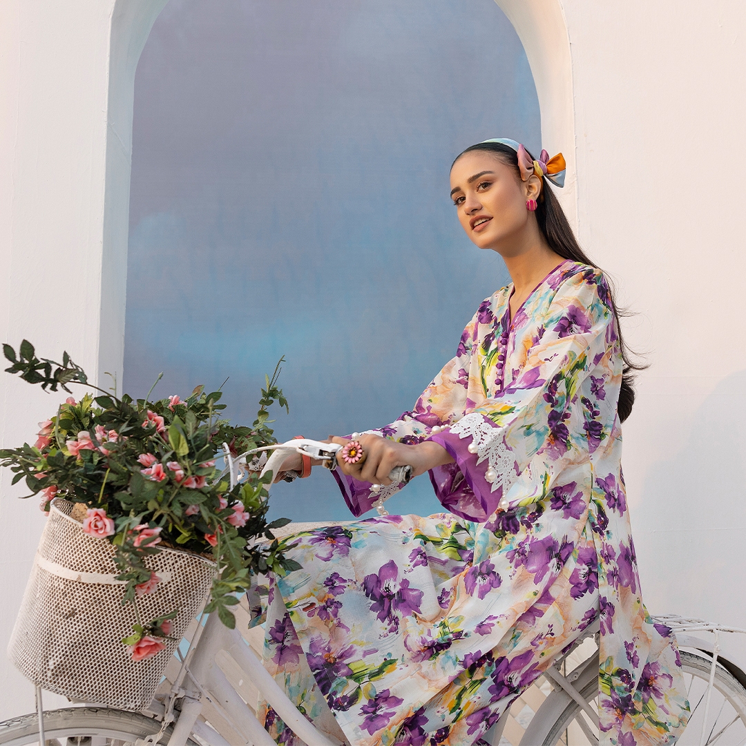 gulahmed-ideas-floral-pink-and-white-2-piece-lawn-co-ords-set-collection