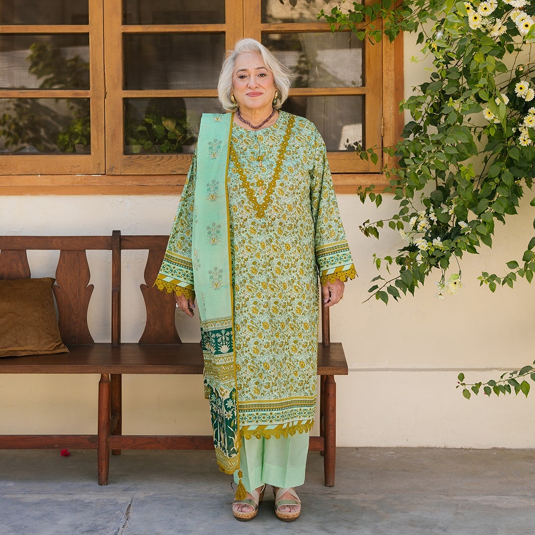 gulahmed-ideas-green-printed-3-piece-unstitched-lawn-suit-tribute-to-mothers-lawn-collection