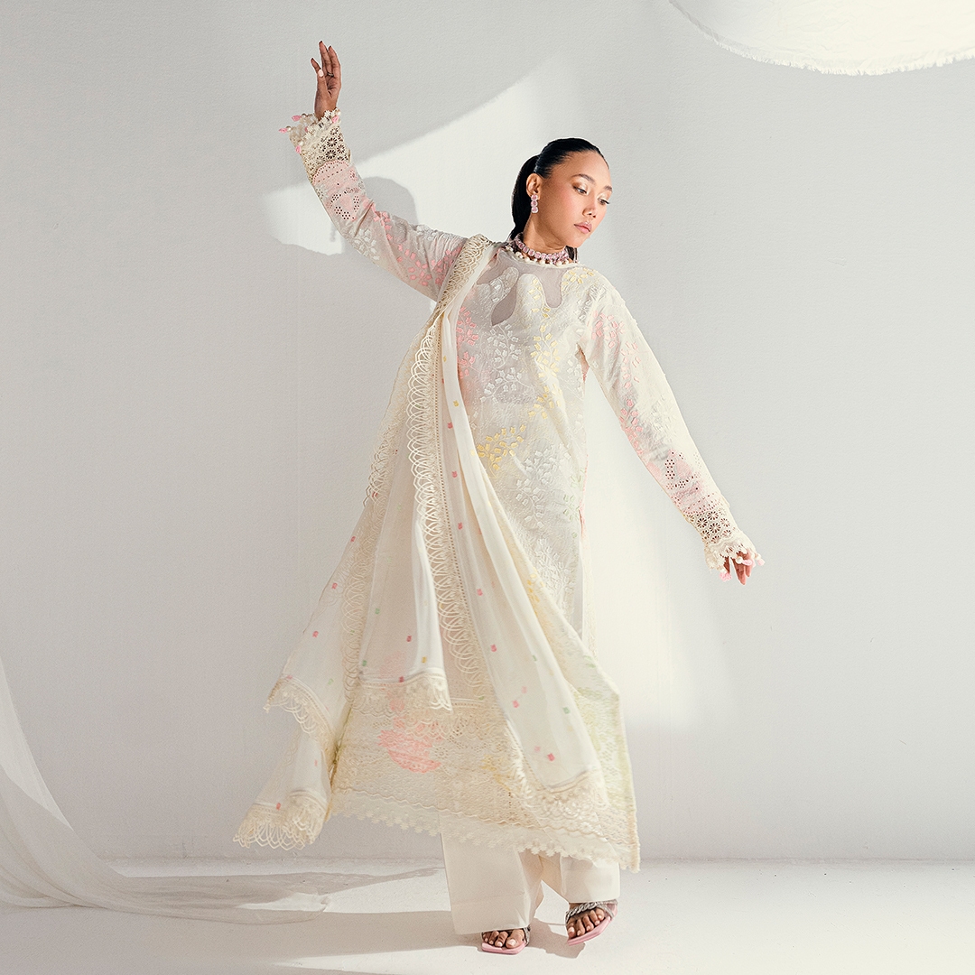 gulahmed-ideas-white-embroidered-chikankari-lawn-dress