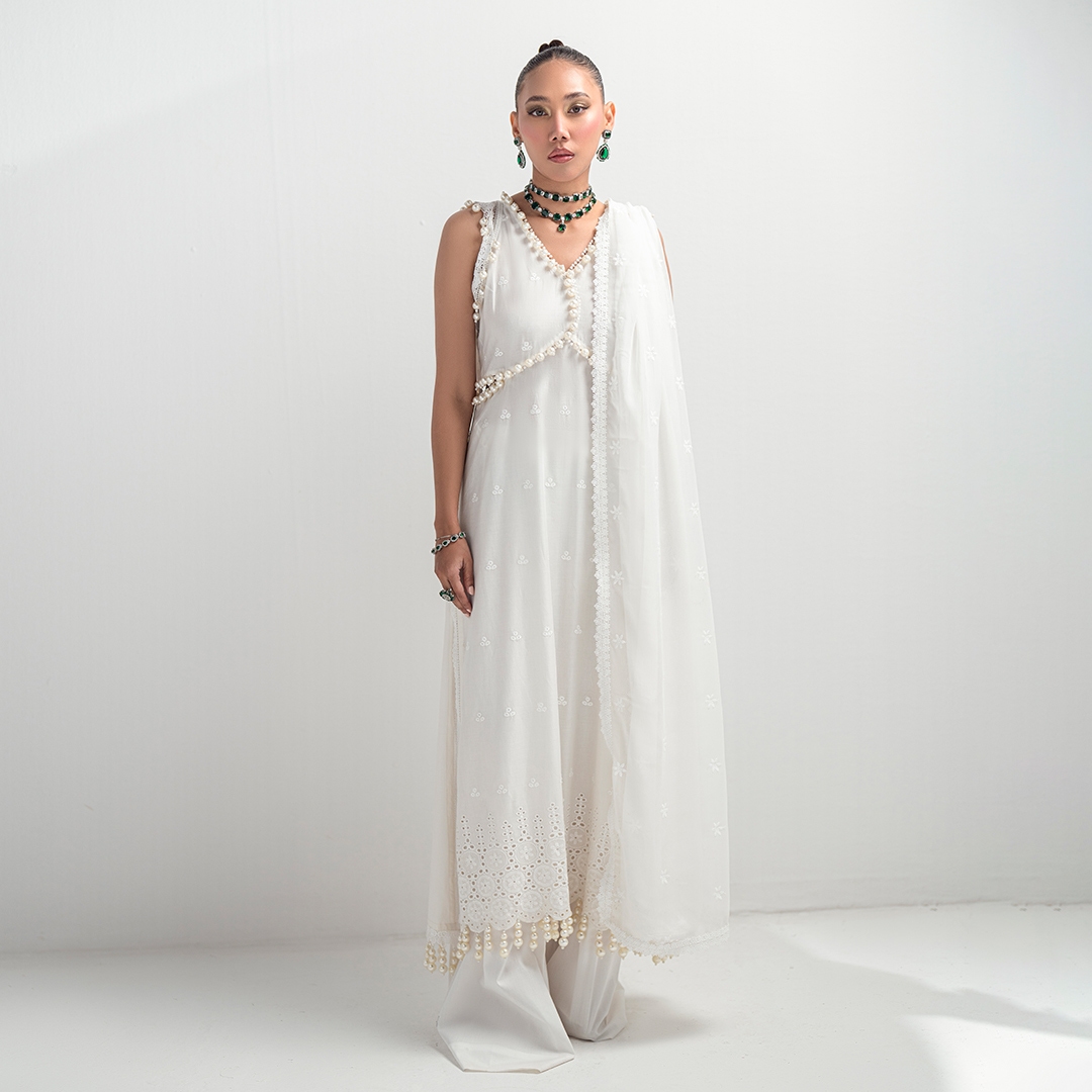 gulahmed-ideas-frost-white-unstitched-summer-chikankari-lawn-suit