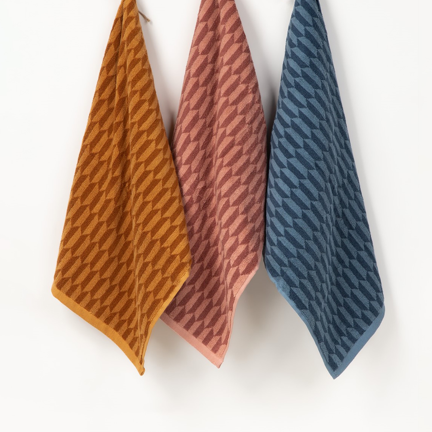 gulahmed-ideas-jacquard-yarn-dyed-soft-and-absorbent-towels
